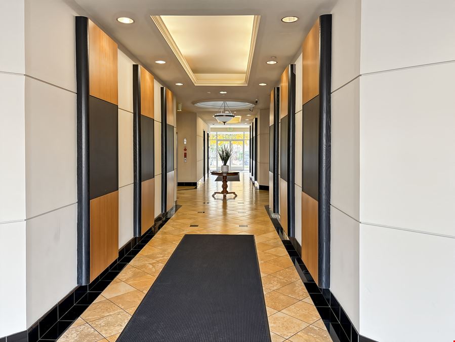 VA, Ashburn - Ashburn Rd