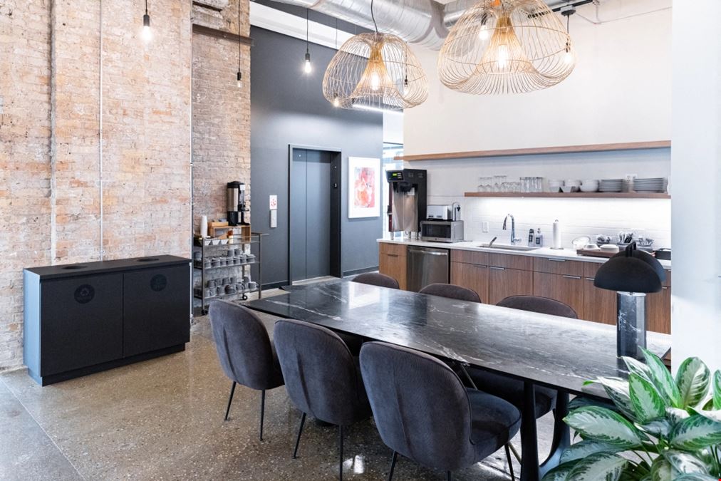 1720 West Division Street