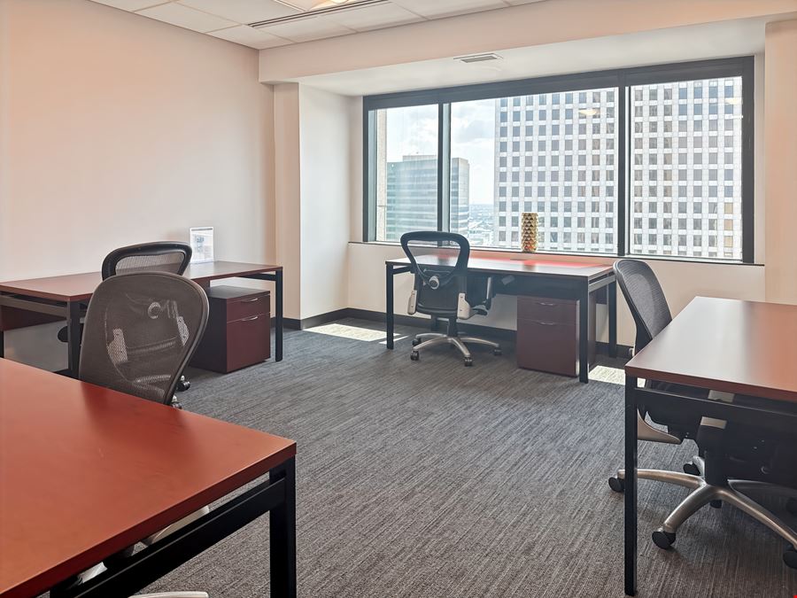 LA, New Orleans - Place St. Charles