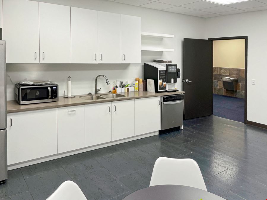 ND, Fargo - 32nd Avenue