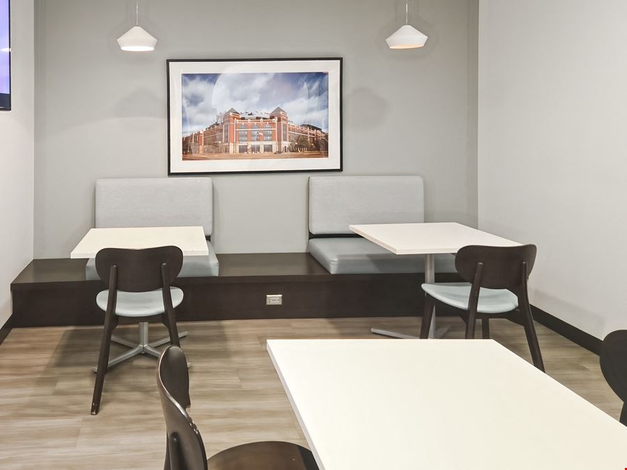 Regus - Arlington - Ballpark Way