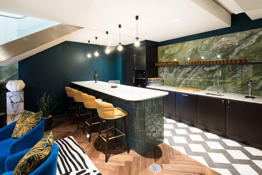 Grosnover Greater 50