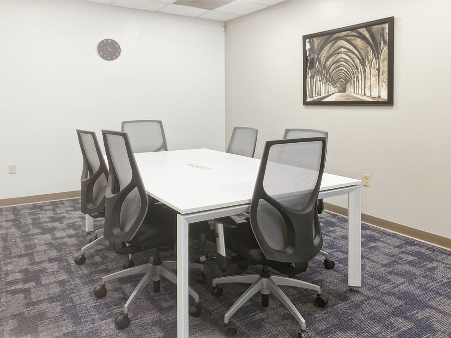 Regus - Madison - Heartland Trl