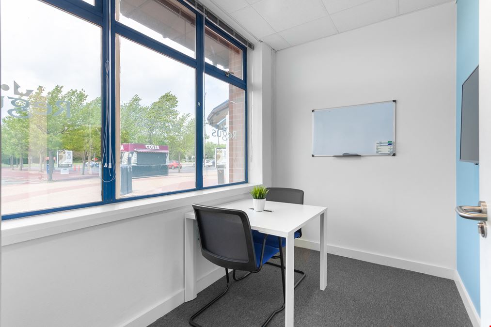 Strensham Services - Regus Express