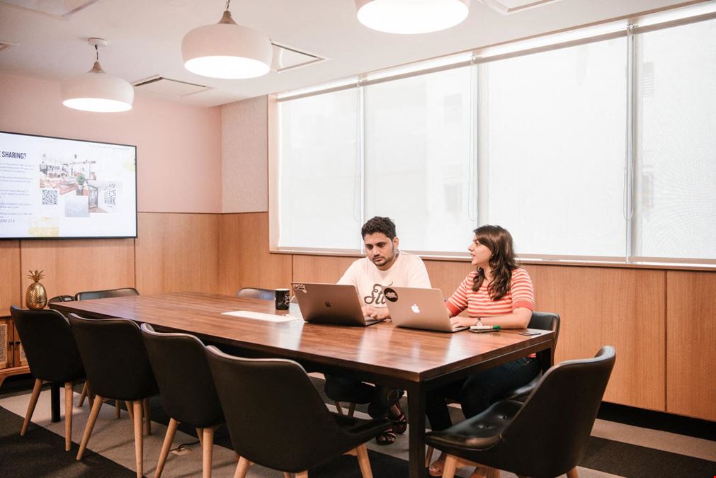 WeWork - Embassy GolfLinks