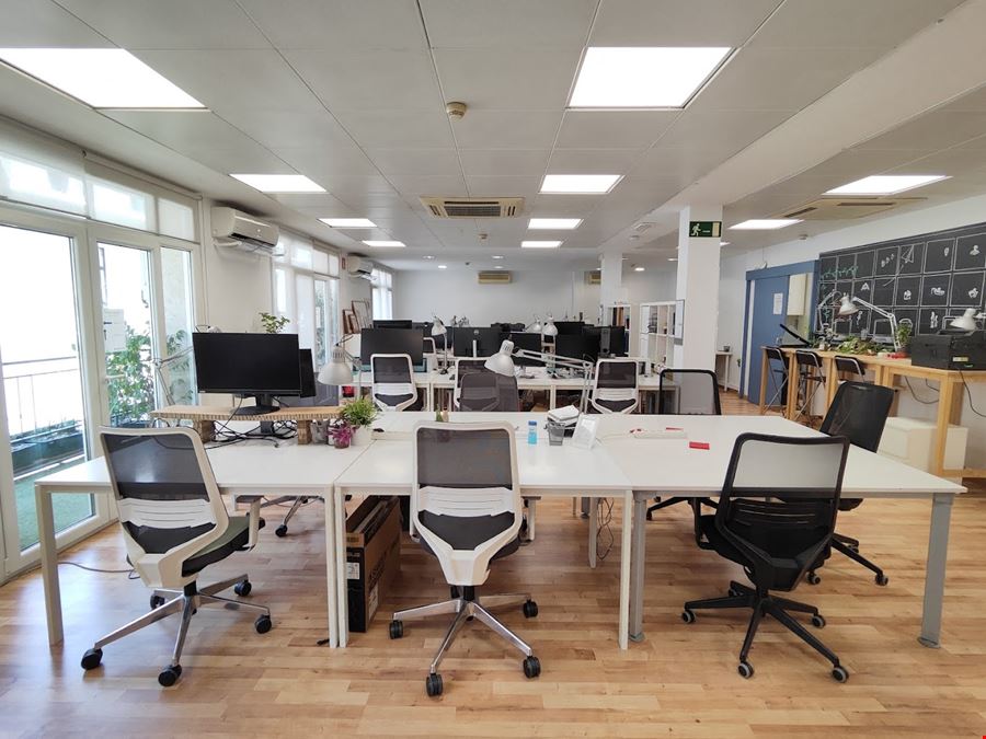 WorkINcompany - Coworking Seville
