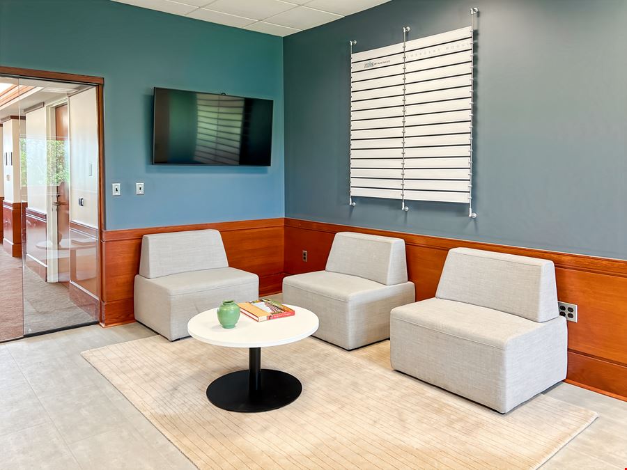 MI, Ann Arbor - Frank Lloyd Wright Dr