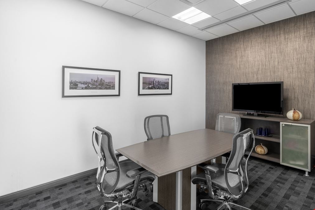 Regus - Pointe Claire - Montreal Airport