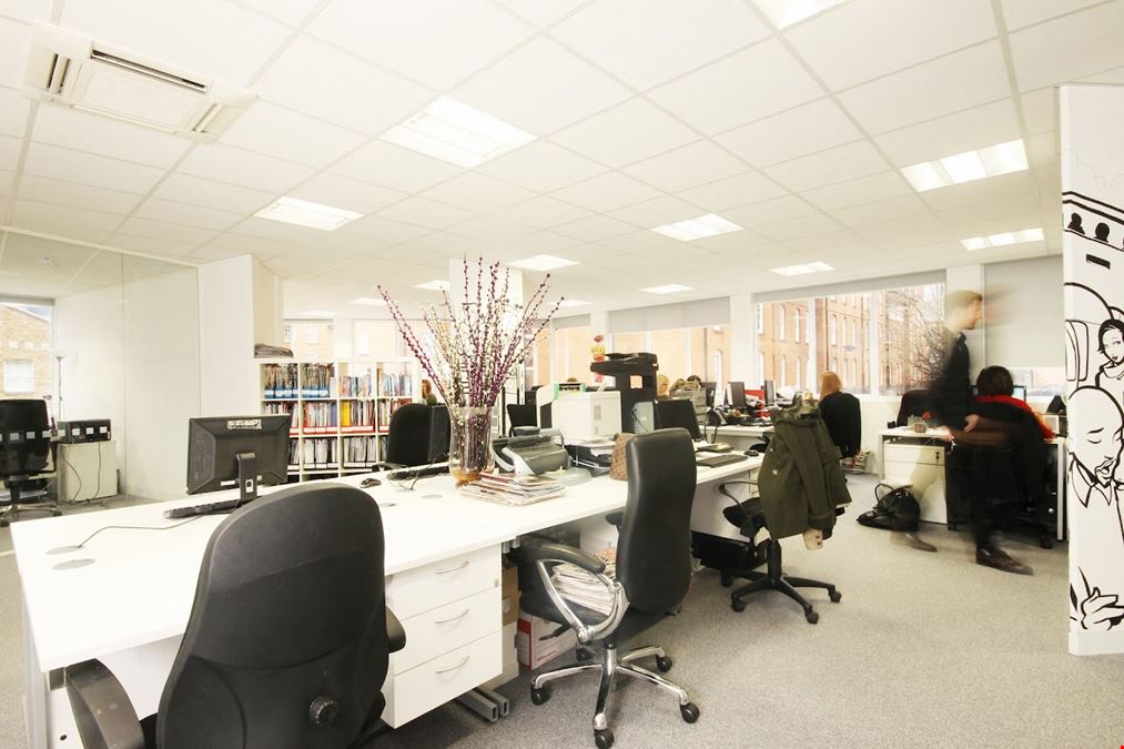 LentaSpace - Waterloo House