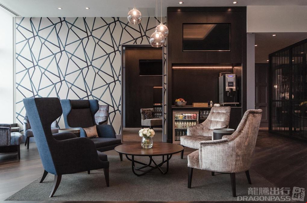 Clubrooms (Additional Charges Apply) Gatwick Airport South Terminal