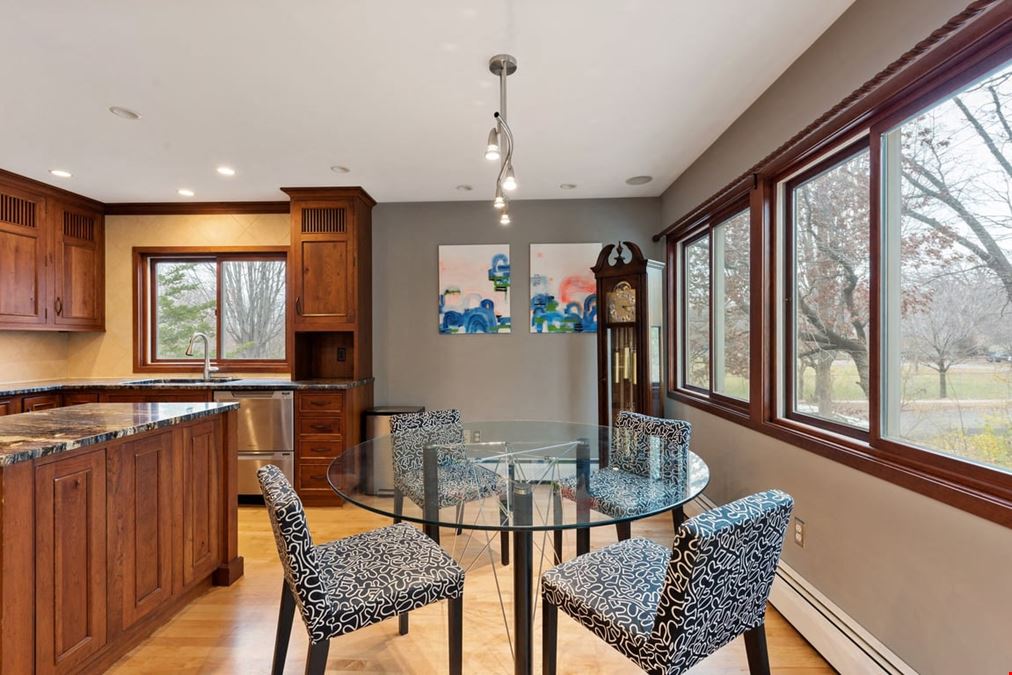 Coco - Retreat House