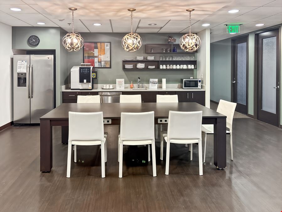 Regus - Bloomfield Hills