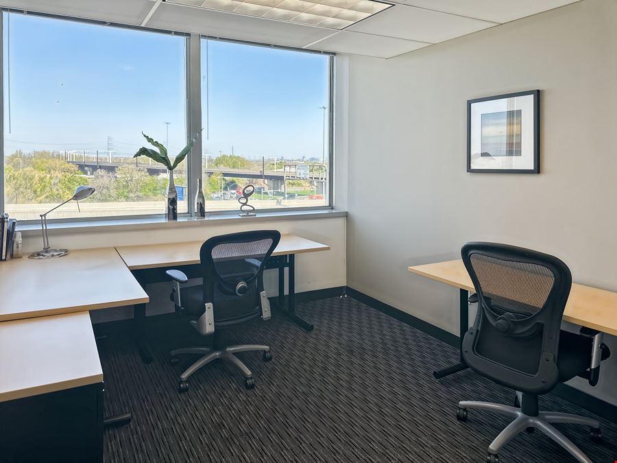 Regus - Philadelphia - International Plaza