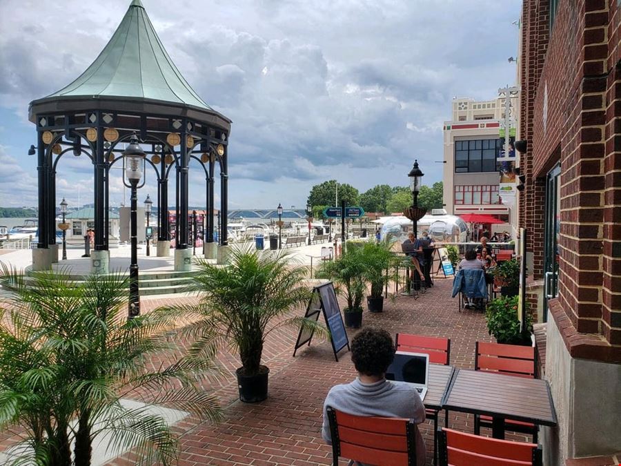 ALX Community - Waterfront