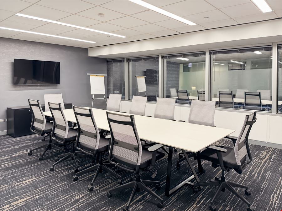 Regus - Chicago - 150 N Michigan