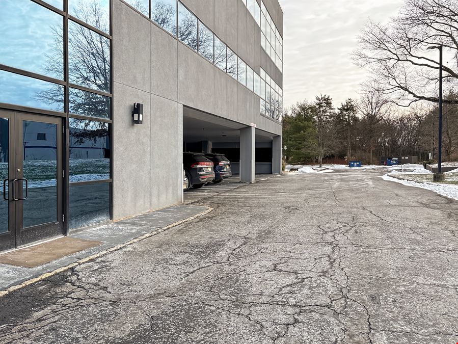 Regus - Branchburg- RT 22 E