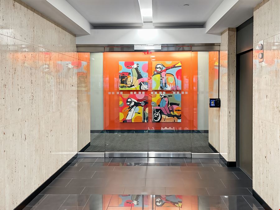 TX, Dallas - Downtown Republic Center