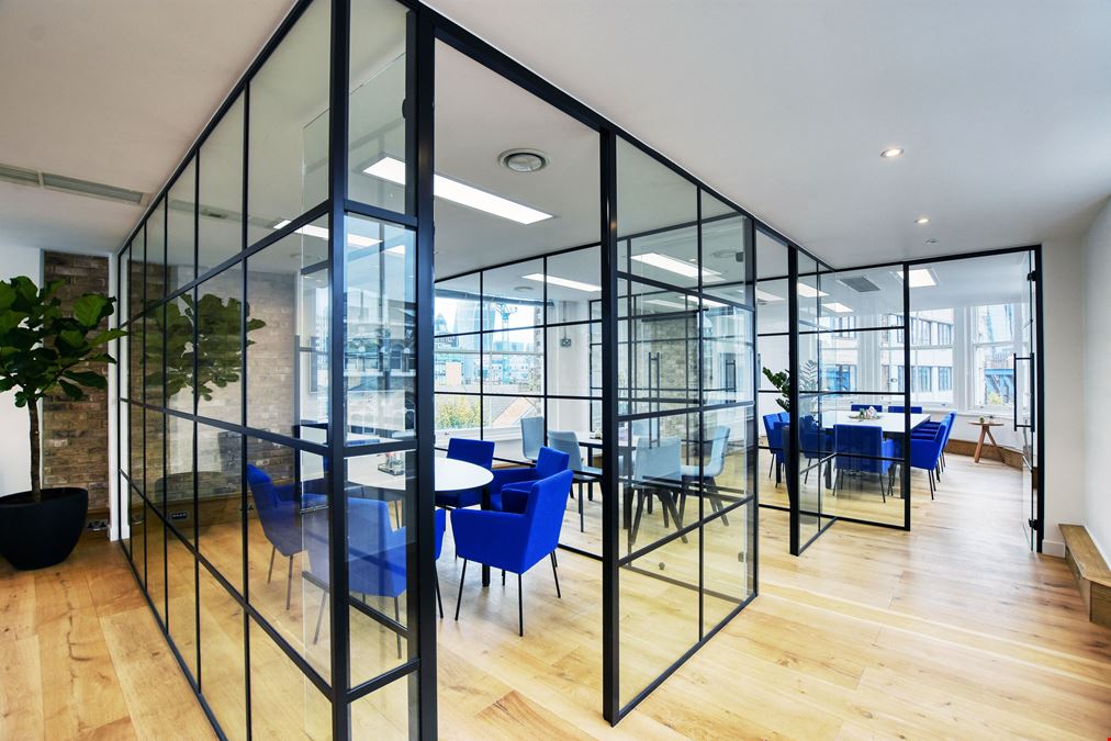 Kitt - Flat Iron Building