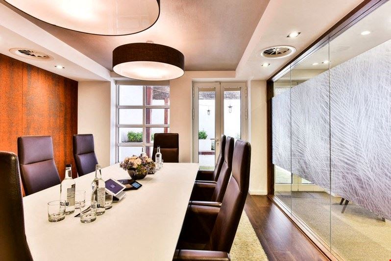 Argyll - 14 Curzon Street