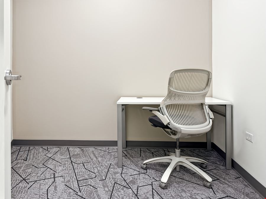 Regus - Chicago - N Clark St