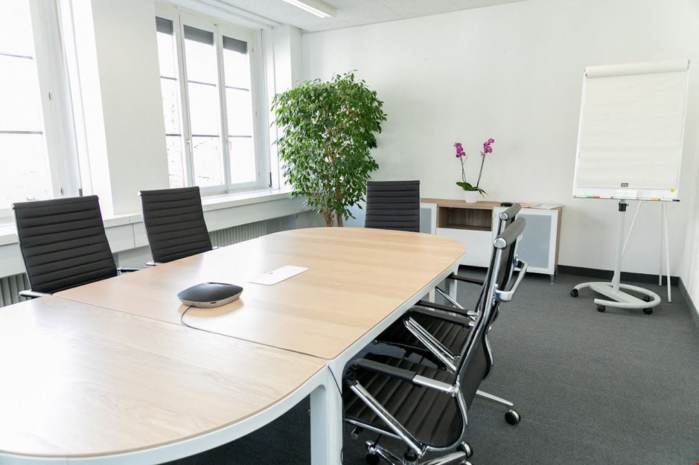 TRUST SQUARE -  Rennweg