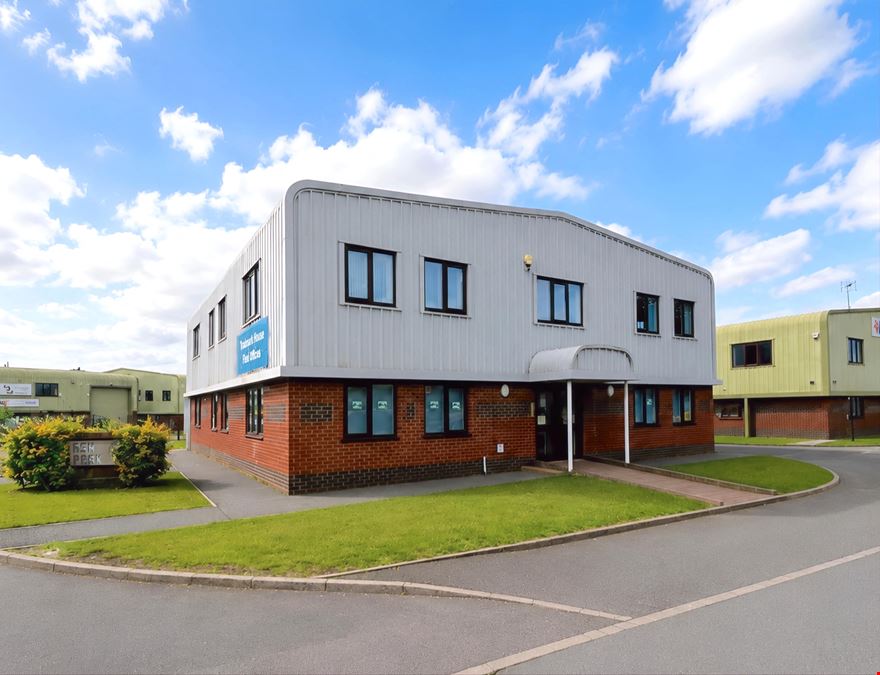 Storage Giant - Hyssop Close