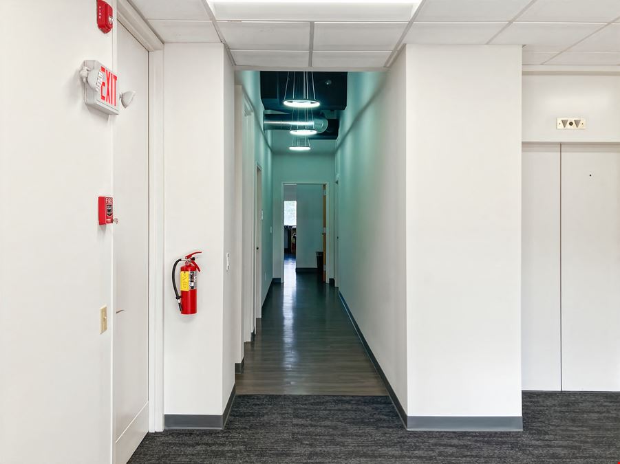 NC, Burlington - S Main St