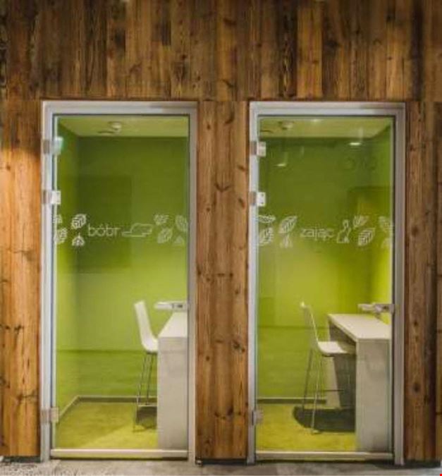 The Empire Business Center - Airoli