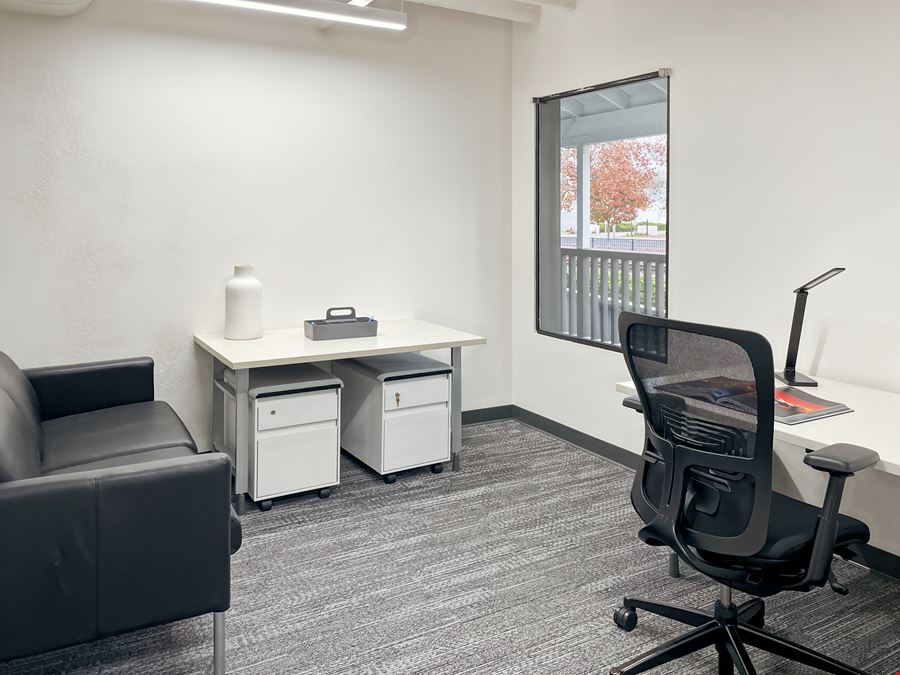 CA, Campbell - Orchards City Dr