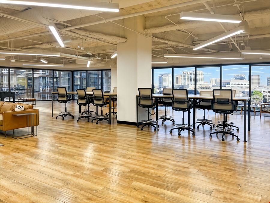 Regus - Dallas - 3232 McKinney Ave