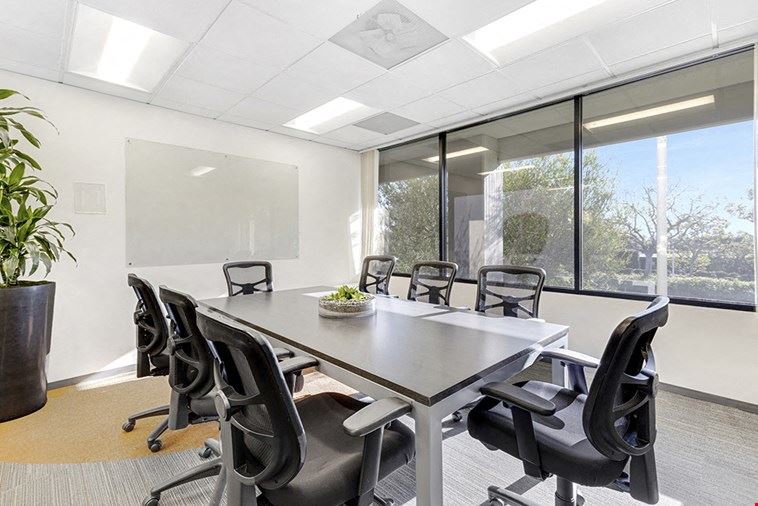 8 Person Meeting Room B - 110 - 1st Flr