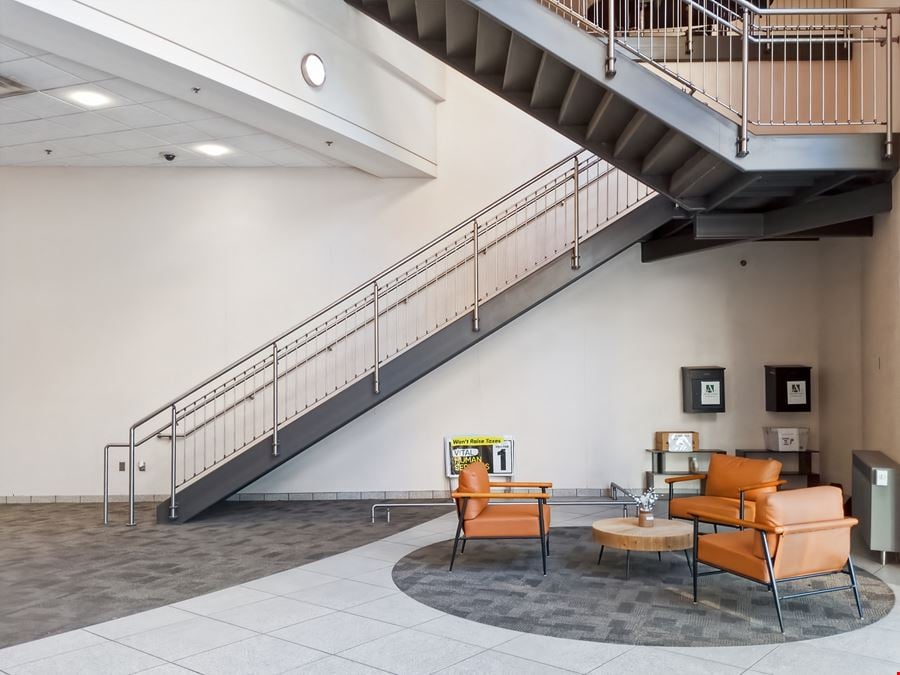 Regus - Dayton - W 2nd St