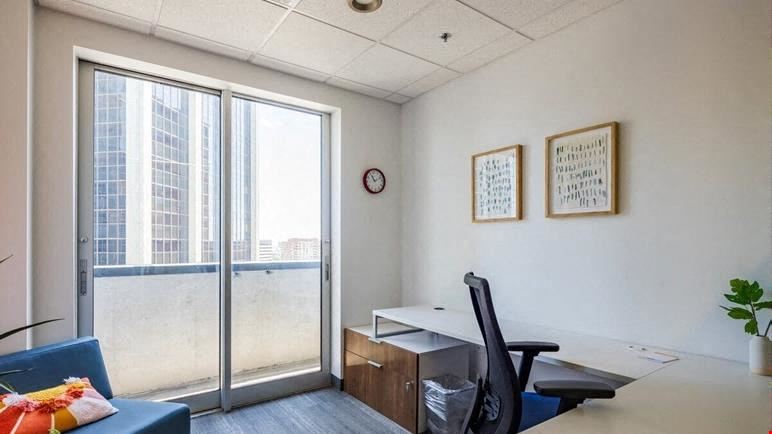 Venture X - Denver Uptown