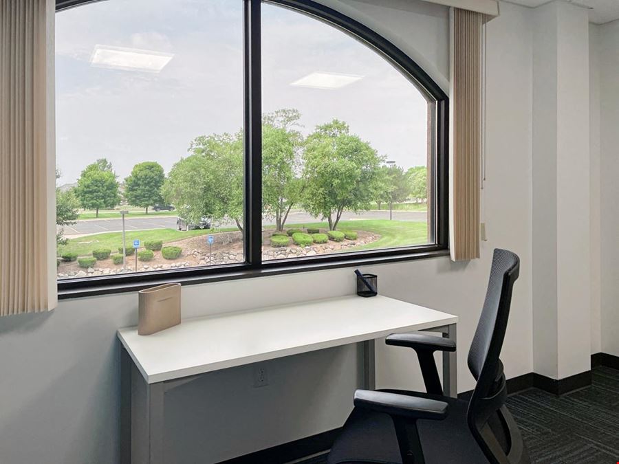 MI, Saginaw - Fashion Square Blvd