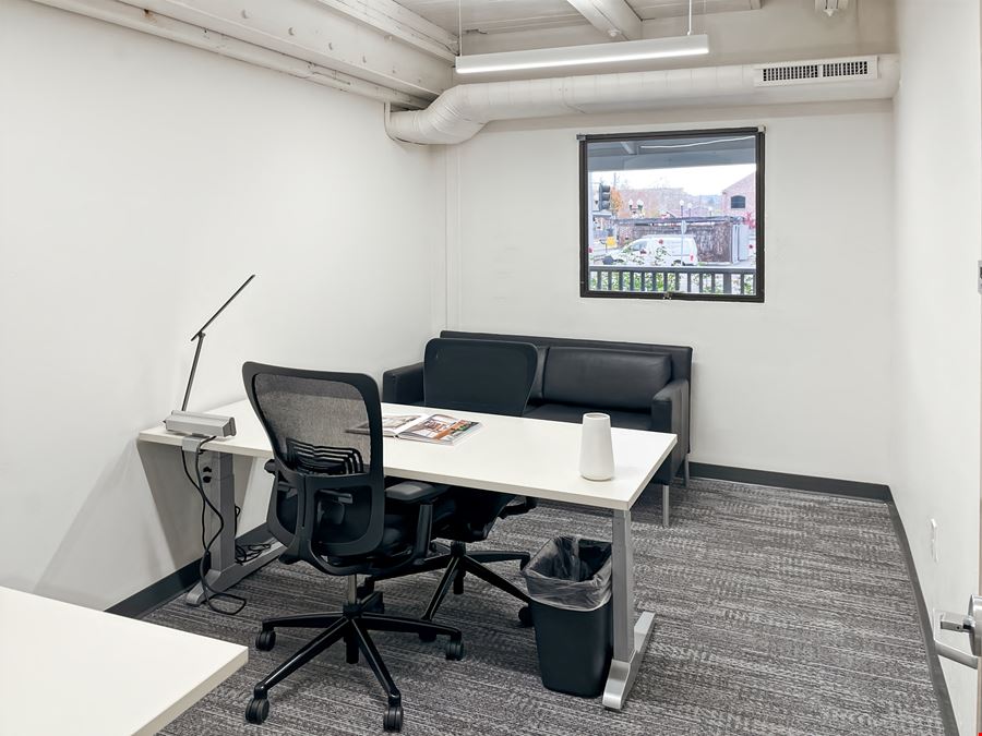 CA, Campbell - Orchards City Dr