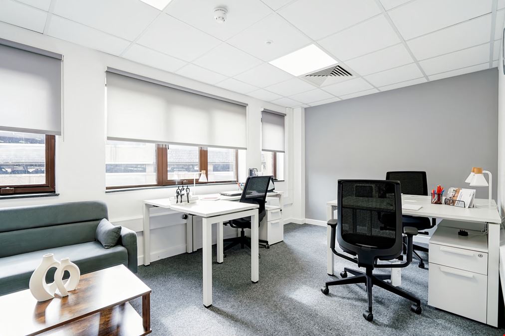 Tunbridge Wells, Pluto House