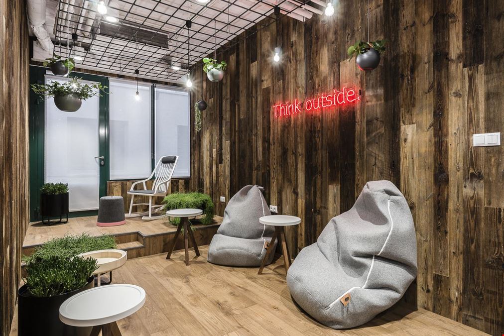 Brain Embassy Jerozolimskie