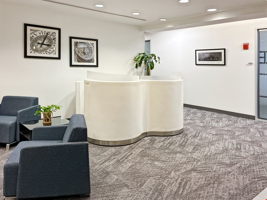 Regus - Troy - Columbia Center