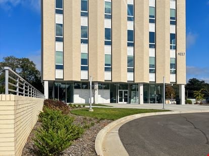 Regus - Charlotte- E Independence