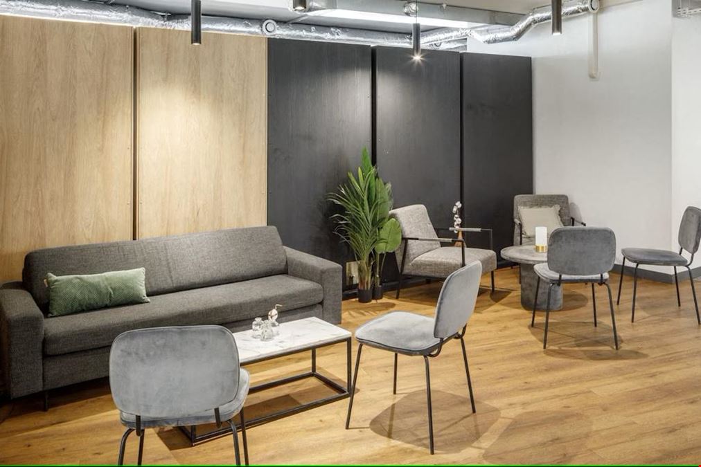 Deskeo - Paris 17 La Fourche