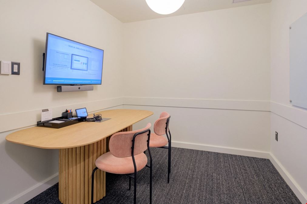 33 Bloor Street East