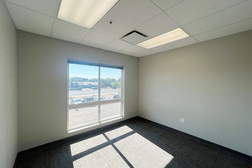 Workstyle Flexible Spaces - 2020 N Academy