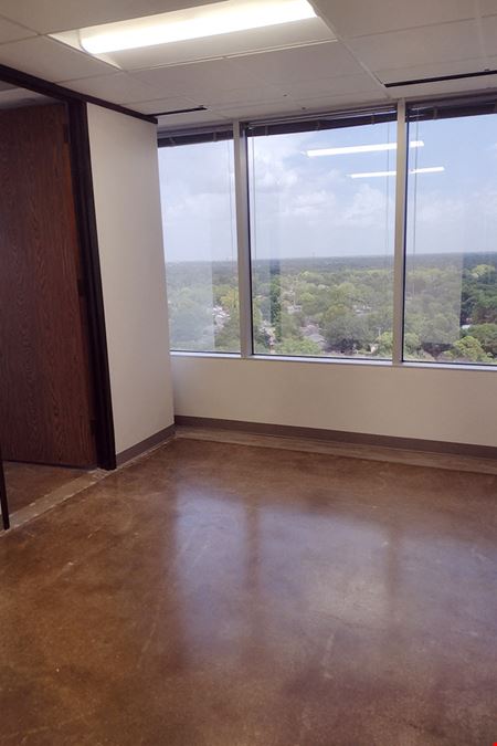 7322-7324 Southwest Freeway