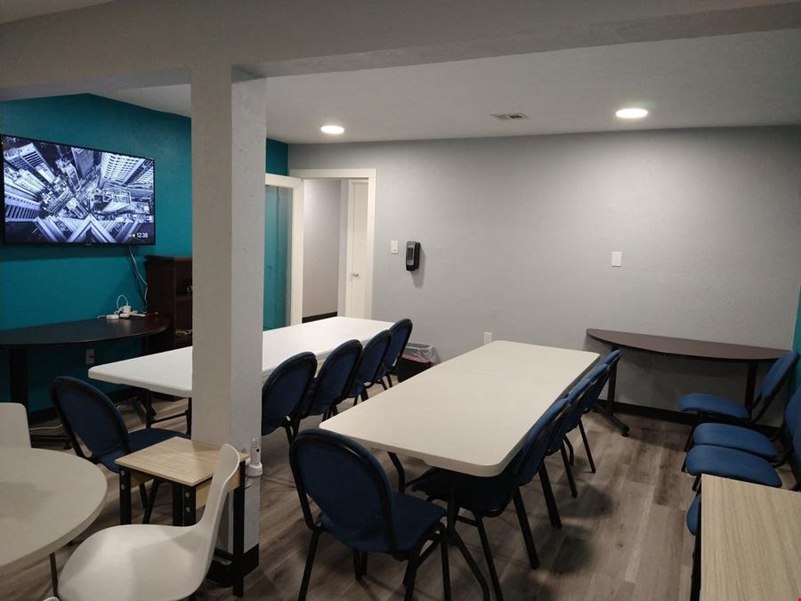 Conroe Office Solutions - 1915