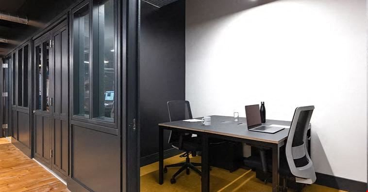 Iconic Offices - The Greenway