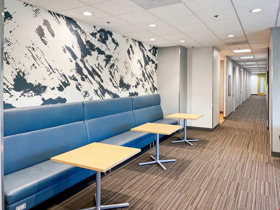 CA, Riverside - Turner Riverwalk