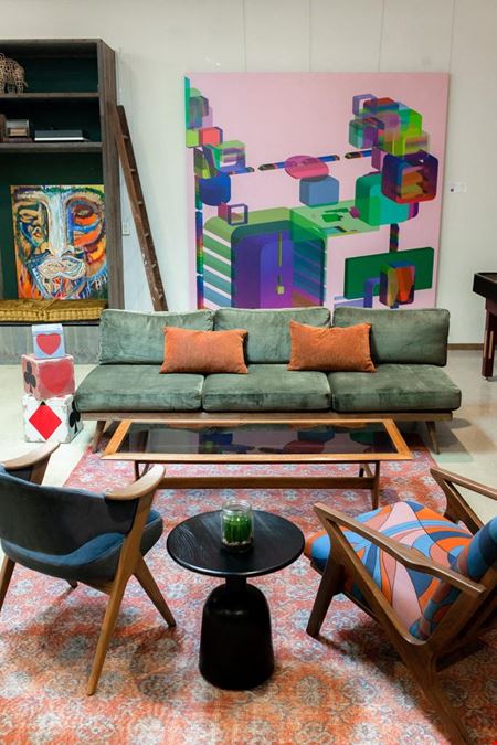 Unità Club Manhattan Beach