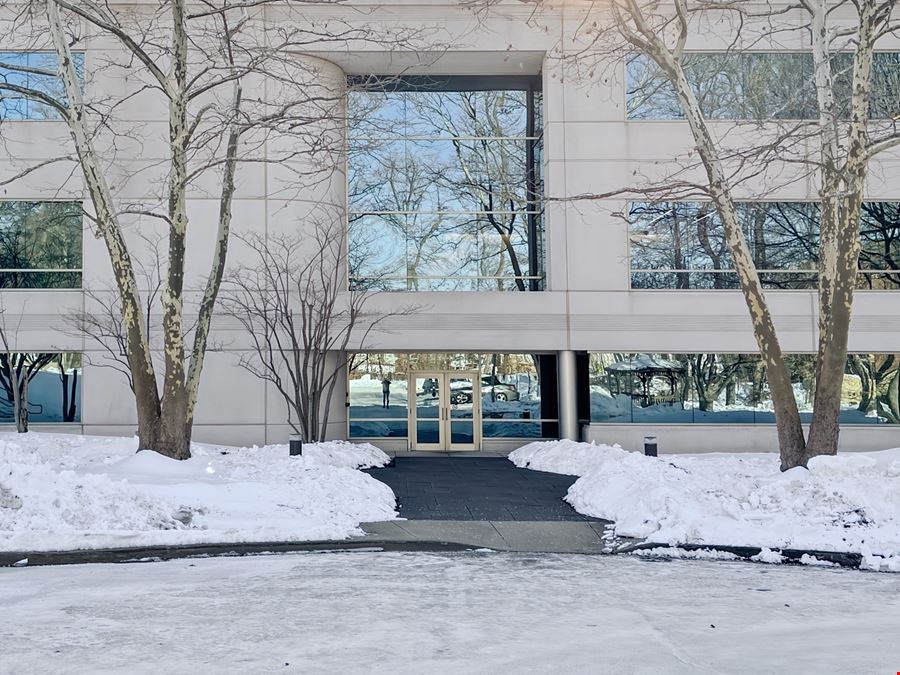 Regus - Exton - Eagleview Corporate Center
