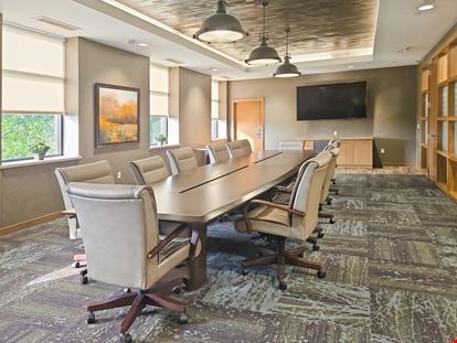 WI, Eau Claire - Oakwood Mall Dr