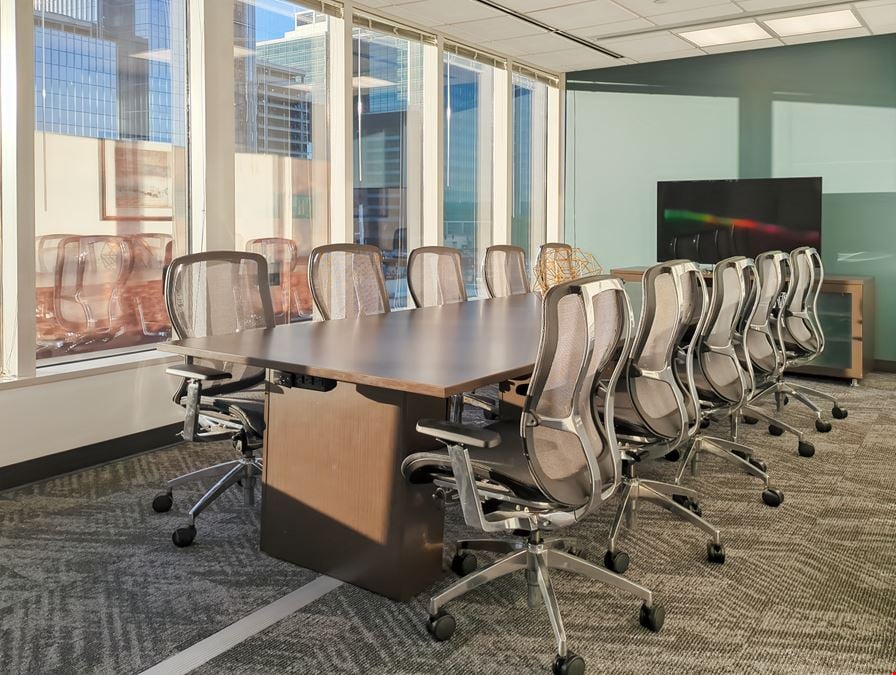 NE, Omaha - Landmark Center